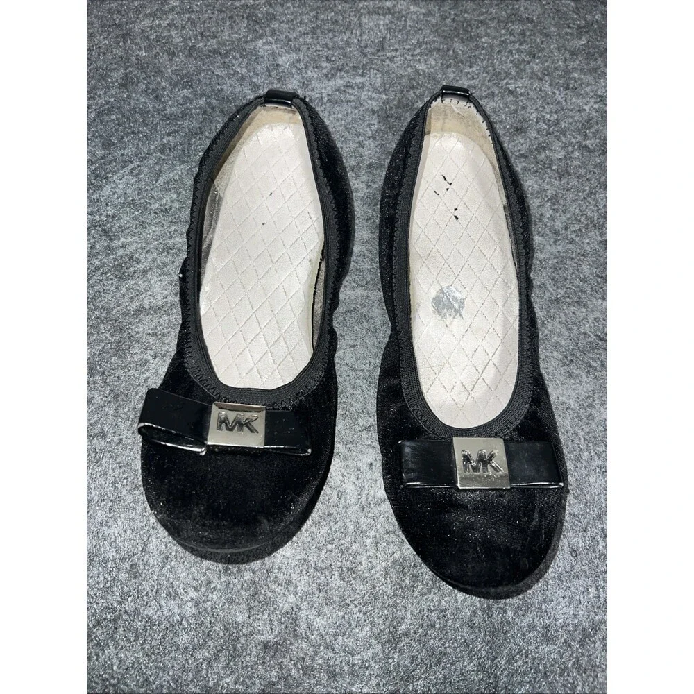 MICHAEL KORS Girls Black Shoes Size US 8